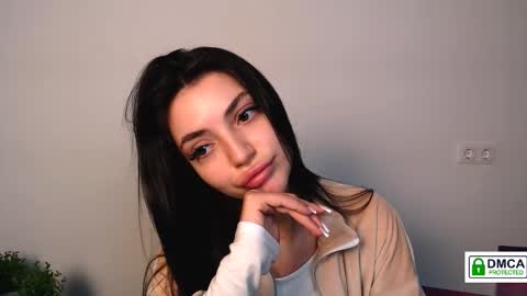 Alexia online show from October 2025 02:47:02 PM