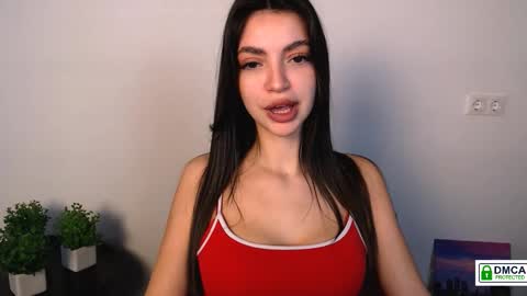 Alexia online show from October 2025 01:22:01 PM