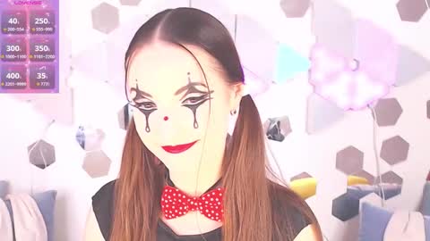 Alexia online show from October 2025 04:13:02 PM