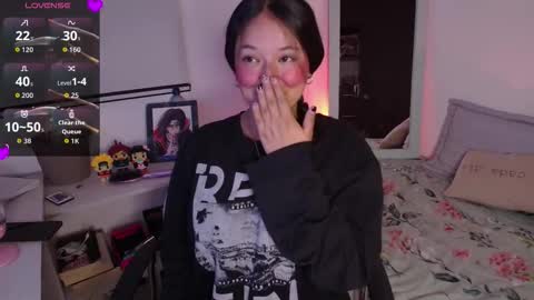 Snapshot of lexie_babe chatting on November 2025 12:21:01 AM Lexie Thompson 8pm 0000am -5 online show from November 2025 12:21:01 AM