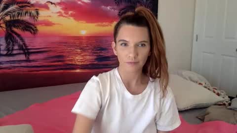 Alexia L. online show from November 2025 05:12:02 PM