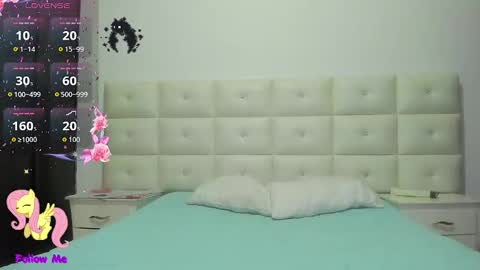 LEXXI online show from October 2025 06:17:02 PM