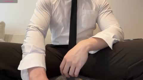 Snapshot of lexxxx442 chatting on October 2025 01:04:02 AM AsianKing online show from October 2025 01:04:02 AM