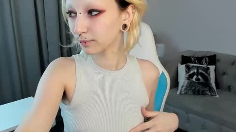 Lexy online show from October 2025 11:33:02 AM