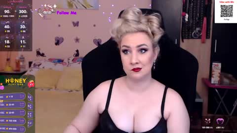 Snapshot of lexygold chatting on January 2025 01:53:02 PM Lexy online show from January 2025 01:53:02 PM