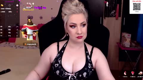 Snapshot of lexygold chatting on February 2025 01:41:01 PM Lexy online show from February 2025 01:41:01 PM