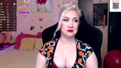 Snapshot of lexygold chatting on September 2025 01:44:02 PM Lexy online show from September 2025 01:44:02 PM