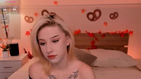 Lisa online show from September 2025 03:52:02 AM