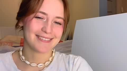 li_ni_ online show from February 2025 07:51:02 AM