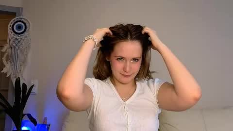 li_ni_ online show from February 2025 08:36:02 AM