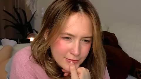 li_ni_ online show from March 2025 08:24:02 AM