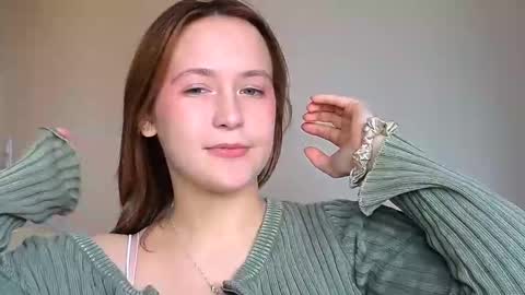 li_ni_ online show from March 2025 09:02:02 AM
