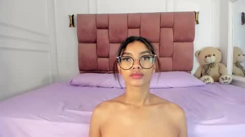 Lia online show from January 2025 07:34:02 AM