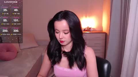 L I A online show from December 2024 02:10:02 PM
