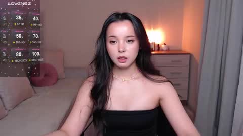 L I A online show from November 2025 01:46:01 PM