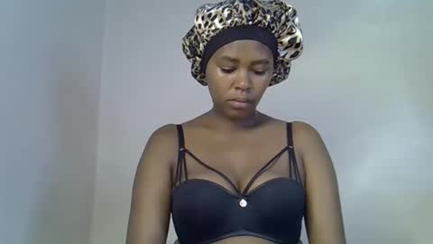 lia online show from September 2025 01:40:02 AM