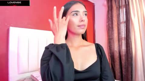 Snapshot of lia_moret chatting on October 2025 02:05:02 PM lia_moret online show from October 2025 02:05:02 PM