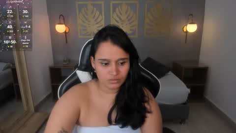 Lia  online show from October 2025 02:18:02 PM