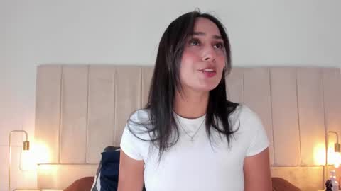 Snapshot of lia_sofiia chatting on October 2025 08:44:02 AM lia_sofiia online show from October 2025 08:44:02 AM