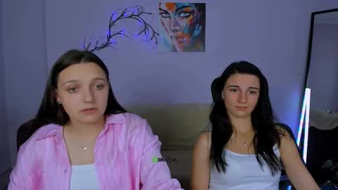 Lia online show from September 2025 11:21:01 AM