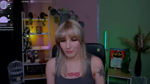 Lia online show from September 2025 07:40:02 PM