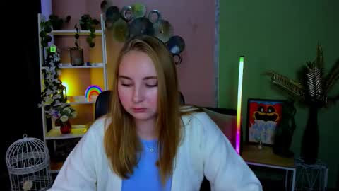 Lia online show from October 2025 11:40:01 AM