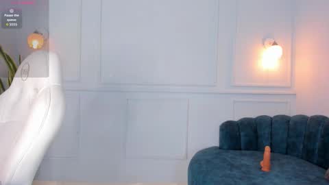 Snapshot of lia_velez_ chatting on November 2025 03:45:02 PM LIA online show from November 2025 03:45:02 PM