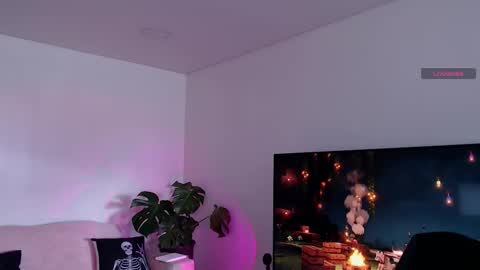 Snapshot of liaa_rodriguezz chatting on September 2025 03:00:02 PM Liaa online show from September 2025 03:00:02 PM