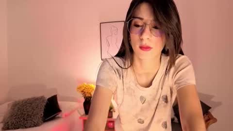 Lia  online show from October 2025 02:19:01 PM