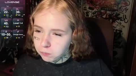 liaaa_li online show from October 2025 04:42:01 PM