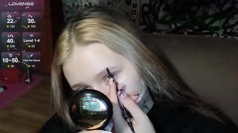 liaaa_li online show from November 2025 04:12:02 AM