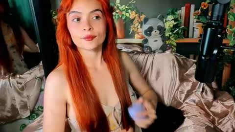 Liah  online show from February 2025 12:20:02 AM