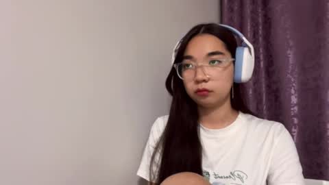 liaisonx_rosa online show from November 2025 01:37:01 PM