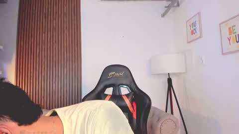 Snapshot of liam_colliins chatting on October 2025 11:55:02 AM Liam Collins online show from October 2025 11:55:02 AM