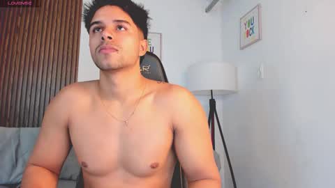 Snapshot of liam_colliins chatting on October 2025 11:44:02 AM Liam Collins online show from October 2025 11:44:02 AM