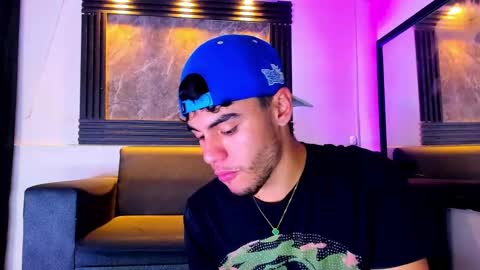 liam_genner online show from October 2025 08:52:02 PM