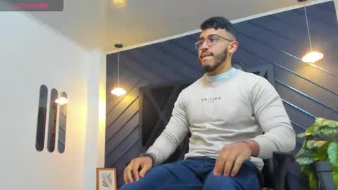 LIAM KLEIN online show from October 2025 11:22:02 AM