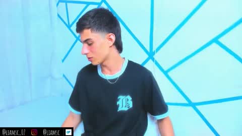 Liam scott77 online show from October 2025 09:59:01 PM