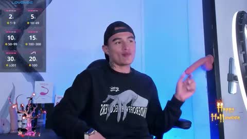 LiamDeep online show from October 2025 09:37:01 PM