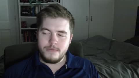 Liam Fox online show from October 2025 01:33:02 AM