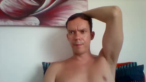 Snapshot of liamrosezn chatting on December 2024 11:34:02 AM LiamRose online show from December 2024 11:34:02 AM