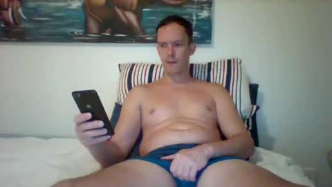 Snapshot of liamrosezn chatting on January 2025 07:04:01 PM LiamRose online show from January 2025 07:04:01 PM