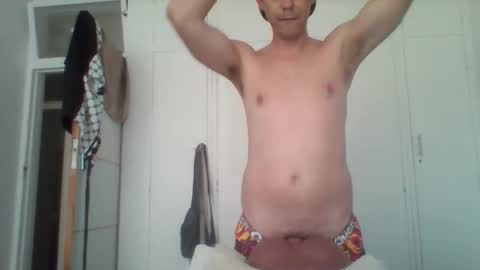 Snapshot of liamrosezn chatting on October 2025 04:55:01 AM LiamRose online show from October 2025 04:55:01 AM