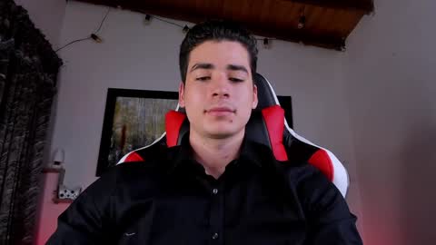 Snapshot of liamwyatt_ chatting on January 2025 06:05:01 AM liamwyatt_ online show from January 2025 06:05:01 AM