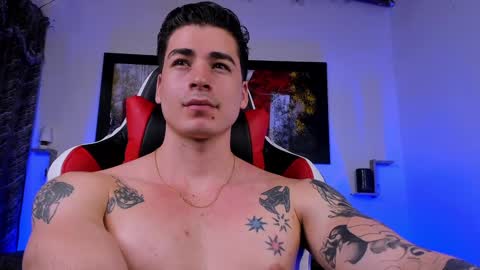 Snapshot of liamwyatt_ chatting on February 2025 03:21:02 AM liamwyatt_ online show from February 2025 03:21:02 AM