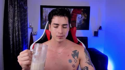 Snapshot of liamwyatt_ chatting on February 2025 03:26:01 AM liamwyatt_ online show from February 2025 03:26:01 AM