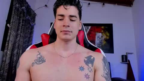 Snapshot of liamwyatt_ chatting on February 2025 03:52:02 AM liamwyatt_ online show from February 2025 03:52:02 AM