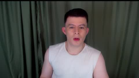 Snapshot of lian_eathan chatting on October 2025 02:26:01 AM lian_eathan online show from October 2025 02:26:01 AM