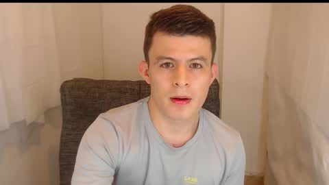 Snapshot of lian_eathan chatting on December 2025 01:10:01 AM lian_eathan online show from December 2025 01:10:01 AM