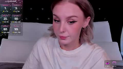 your sweet Liana online show from September 2025 07:25:01 PM